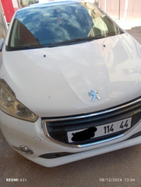 voitures-peugeot-208-2014-allure-ain-defla-algerie