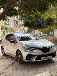 voitures-renault-clio-5-2022-rs-line-jijel-algerie