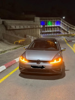 voitures-volkswagen-golf-7-2017-confortline-alger-centre-algerie