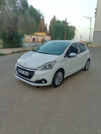 voitures-peugeot-208-2019-allure-tipaza-algerie