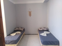 appartement-location-vacances-f3-bejaia-tichy-algerie