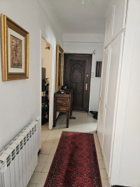 appartement-vente-f3-alger-bouzareah-algerie