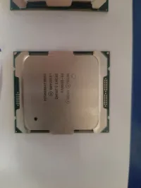 A vendre E5 2650 V4 (VENDU)