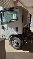 camion-isuzu-npr-2024-batna-algerie