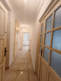 appartement-location-f3-bejaia-algerie