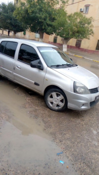 voitures-renault-clio-campus-2011-ouled-addi-guebala-msila-algerie