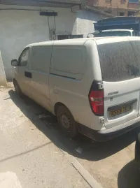 Hyundai H1 2011 H1