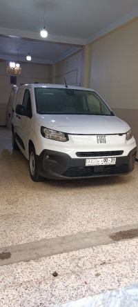 voitures-fiat-doblo-2024-constantine-algerie