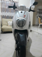 motos-scooters-cuxi-estait-x-2023-annaba-algerie