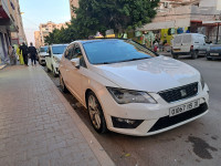 moyenne-berline-seat-leon-2015-fr15-bir-el-djir-oran-algerie