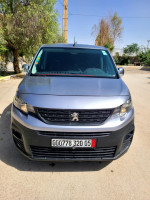 voitures-peugeot-refter-2020-barika-batna-algerie