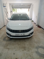 voitures-fiat-tipo-sedan-2024-life-reghaia-alger-algerie