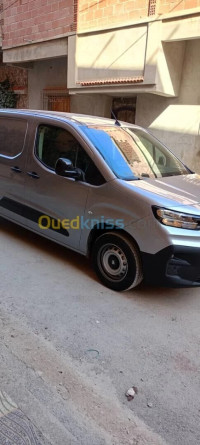 utilitaire-fiat-doblo-2024-dz-el-khroub-constantine-algerie