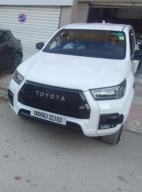 utilitaire-toyota-hilux-2023-gr-laghouat-algerie