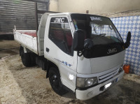 camion-jmc-a-benne-2009-lakhdaria-bouira-algerie