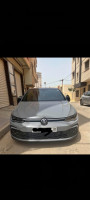 voitures-volkswagen-golf-8-2023-oran-algerie