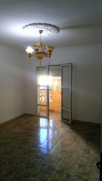 appartement-location-f3-alger-hraoua-algerie