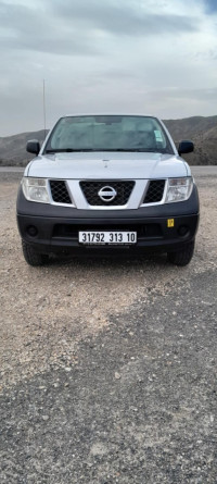 utilitaire-nissan-navara-2013-simple-cabine-bouira-algerie