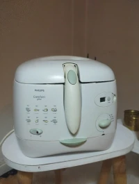 Friteuse Philips Original américaine avec adaptateur Sidi Bel Abbes 
