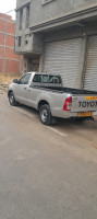 utilitaire-toyota-hilux-2014-bordj-bou-arreridj-algerie