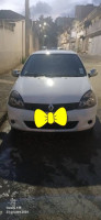 voitures-renault-clio-campus-2012-bye-el-harrach-alger-algerie