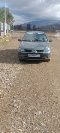 voitures-renault-clio-classique-2005-blida-algerie