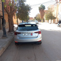 voitures-seat-skoda-2023-fabia-laghouat-algerie