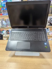 HP PAVILION I5 7200U 8GB 256SSD GTX 950M 2GB 15.6"