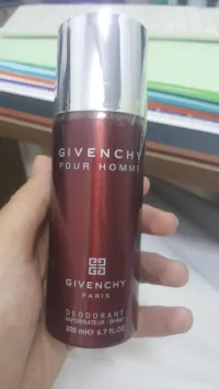 GIVENCHY