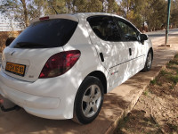 voitures-peugeot-207-2012-sportium-laghouat-algerie