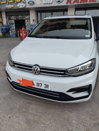 voitures-volkswagen-touran-2017-oran-algerie