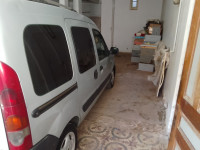 voitures-renault-kangoo-2004-djidioua-relizane-algerie