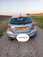 voitures-toyota-yaris-2012-ain-reggada-guelma-algerie