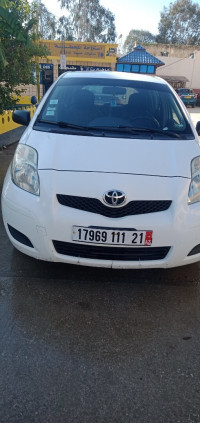 voitures-toyota-yaris-2011-skikda-algerie