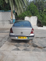 voitures-renault-clio-classique-2003-guelma-algerie