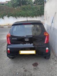 سيارات-kia-picanto-2011-pop-رايس-حميدو-الجزائر