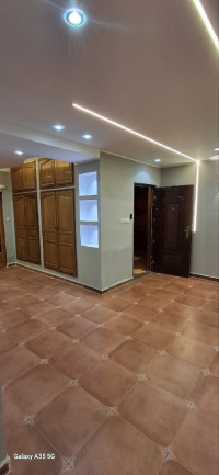 appartement-location-f4-oran-algerie