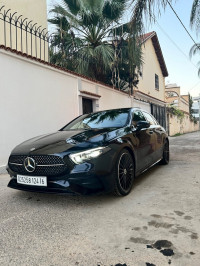 voitures-mercedes-classe-a-2024-220-d-amg-blida-algerie