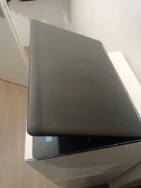 Station de travail Dell précision 7520 xeon E3 V5 16gb 512ssd 500 HDD Quadro m2200 4 gb ddr5 