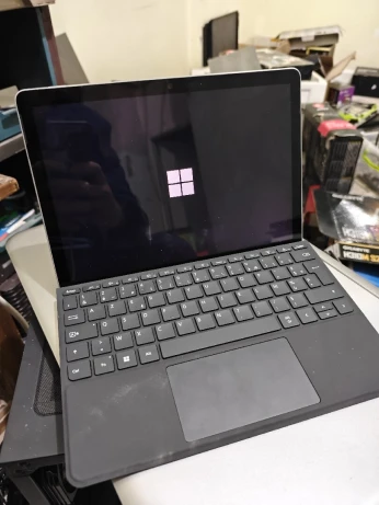 Surface pro pentium gold 6500Y equivalent i3 10éme