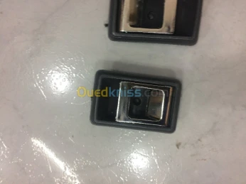 POIGNEE INTERIEUR PORTE FORYOTA 4X2
