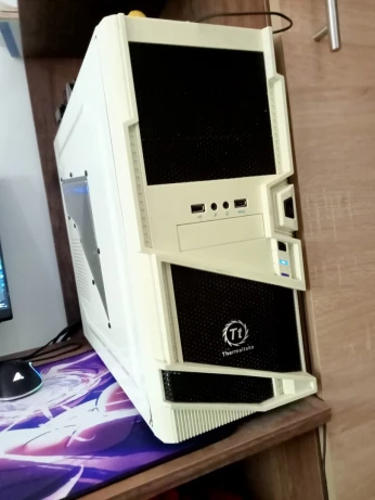 Pc gamer i3-9100f RX 570