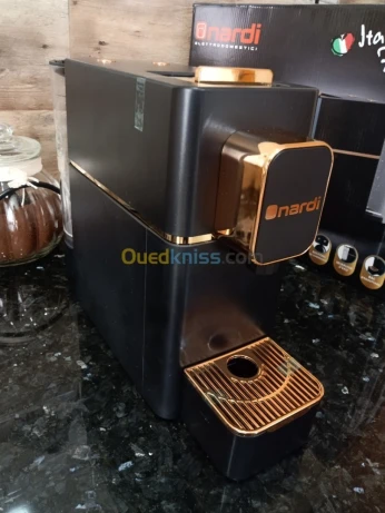 Machine à café capsules