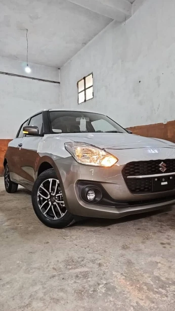 Suzuki Swift 2025 GLX