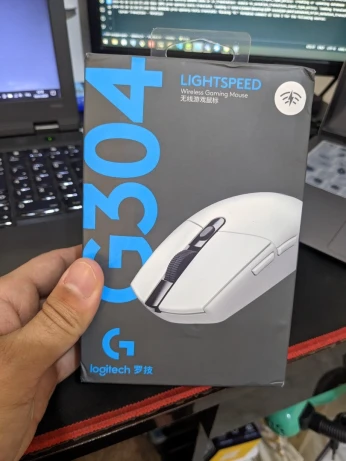 Souris Logitech G304