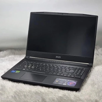 MSI KATANA GAMING 15 B13 / 13th I7-13620H / 32GO DDR 5200 1TO SSD / RTX 4070 8G 15.6" QHD 165Hz