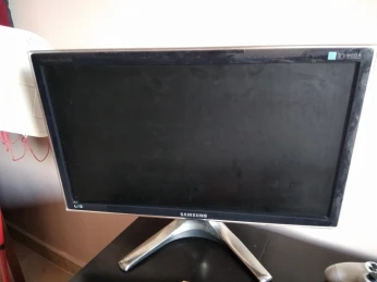 Pc I3 + écran 22 pouces