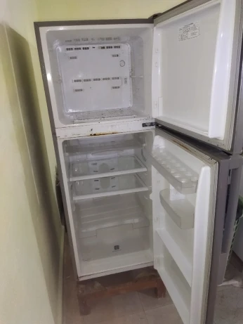Frigidaire Samsung ثلاجة سامسونغ سعر خيالي