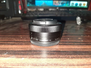 Lumix 12-32mm f3,5