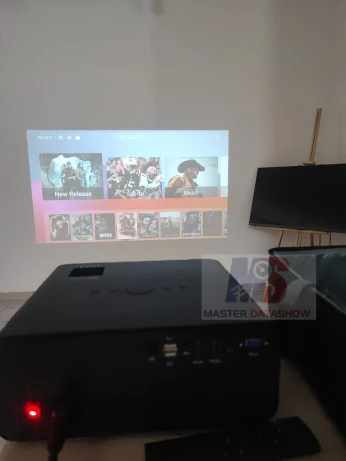Datashow Smart Data Show Toptro X5 Germany Wi-Fi Bluetooth Android 9000 Lumens ضمان 06 أشهر